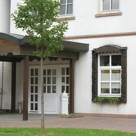 Garni Alte Post فندق *